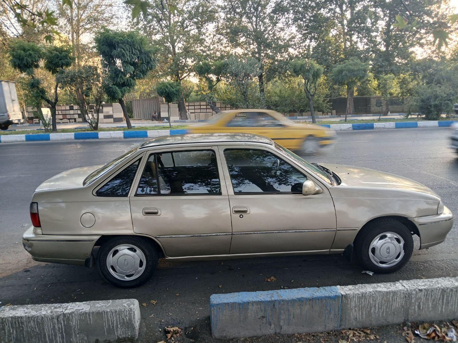 دوو سیلو سدان - 1381