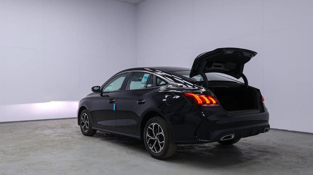 ام جی GT اتوماتیک - 2024