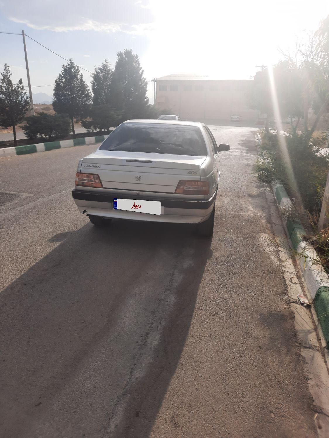پژو 405 SLX بنزینی TU5 - 1391
