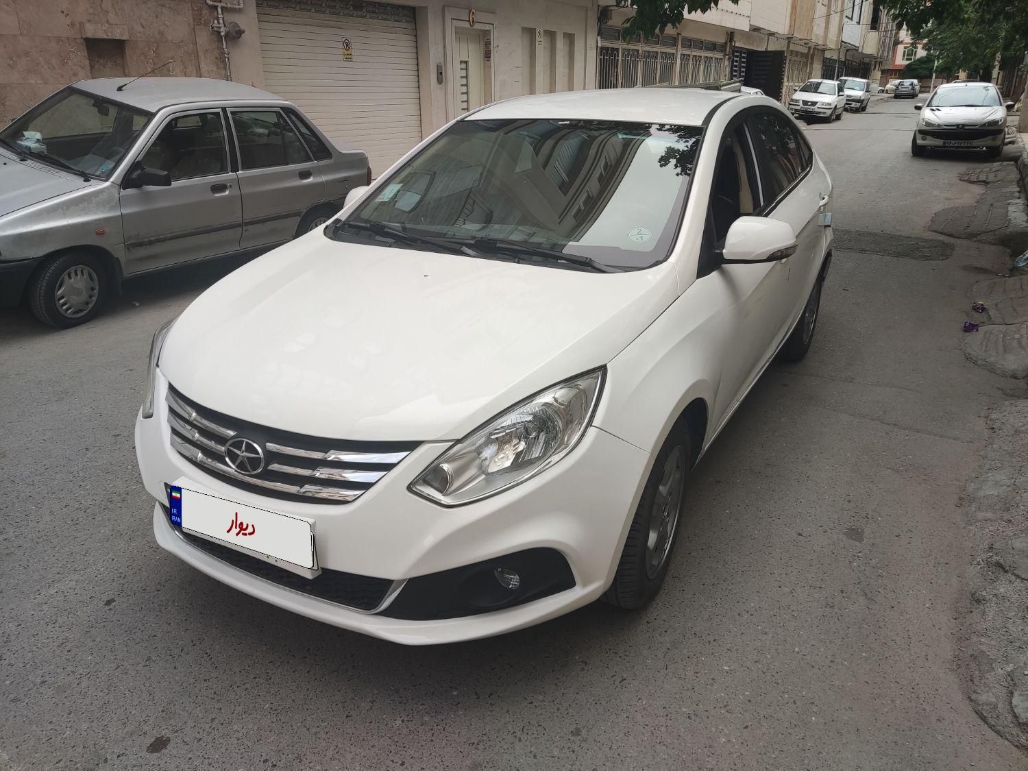 جک J4 اتوماتیک ساده - 1402
