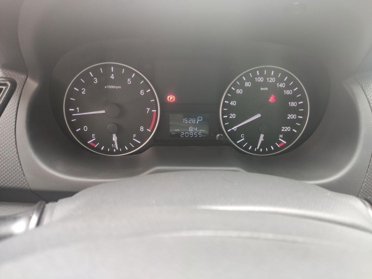 جک J4 اتوماتیک ساده - 1402