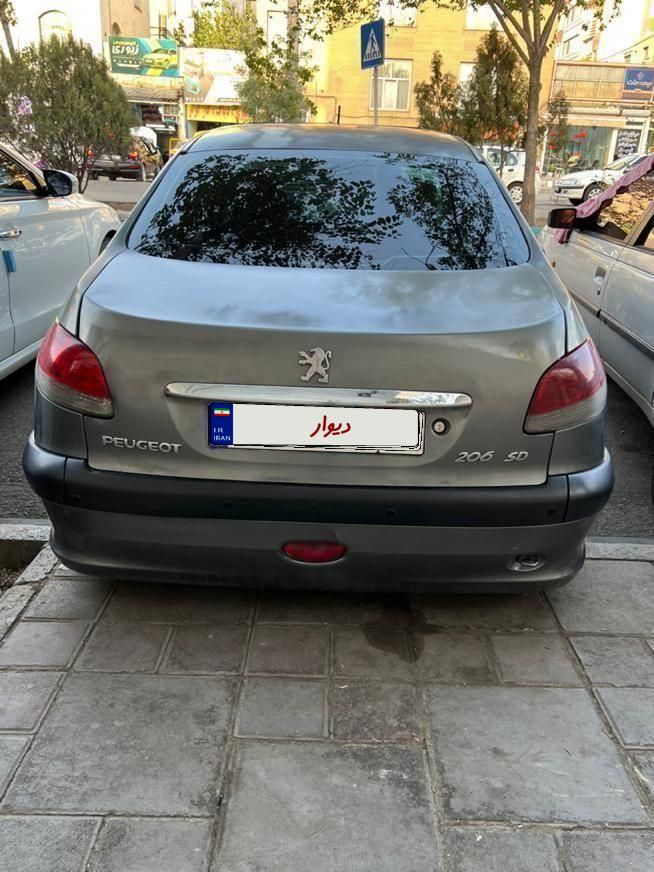 پژو ۲۰۶ صندوق دار v8 - 1385