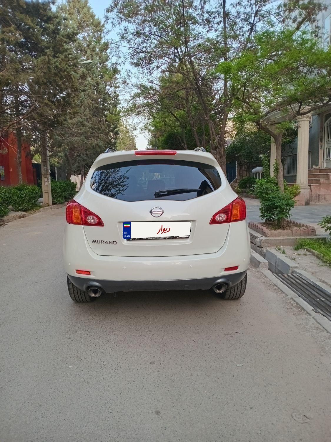 نیسان مورانو LE - 2012