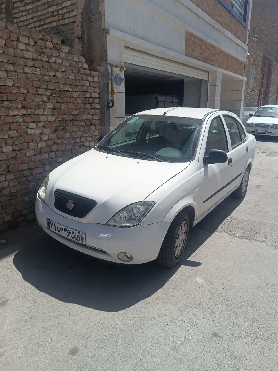 تیبا صندوق دار SX - 1400