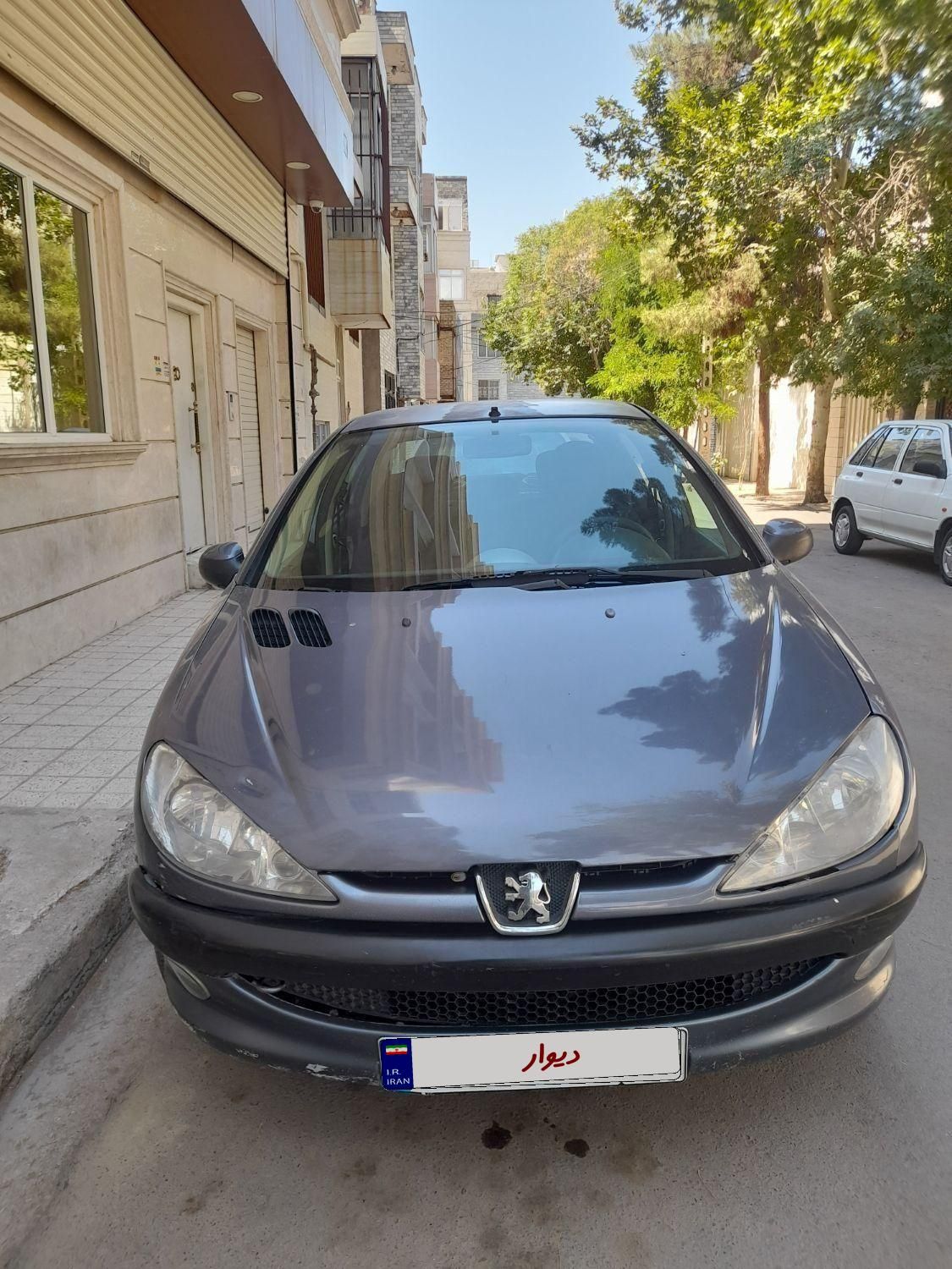 پژو ۲۰۶ صندوق دار v8 - 1389