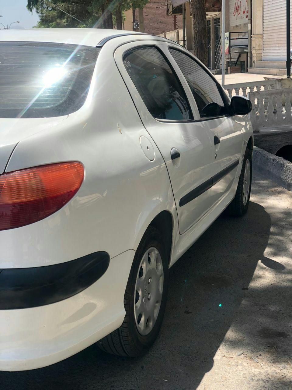 پژو ۲۰۶ صندوق دار v8 - 1389