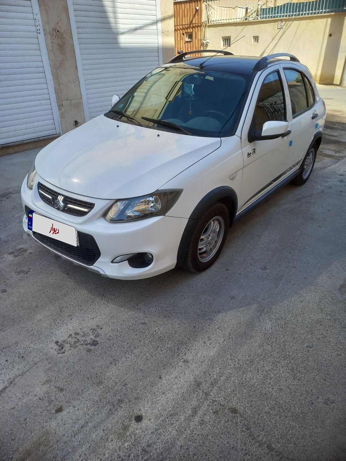 خودرو کوییک، R آگهی ann_19592543