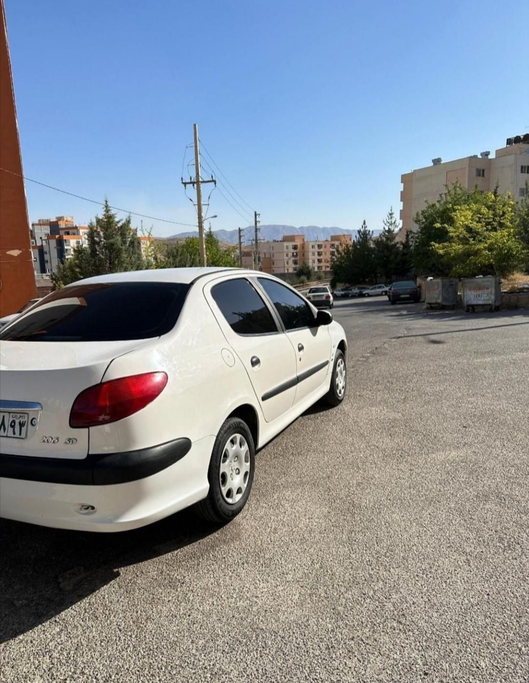 پژو ۲۰۶ صندوق دار v8 - 1395