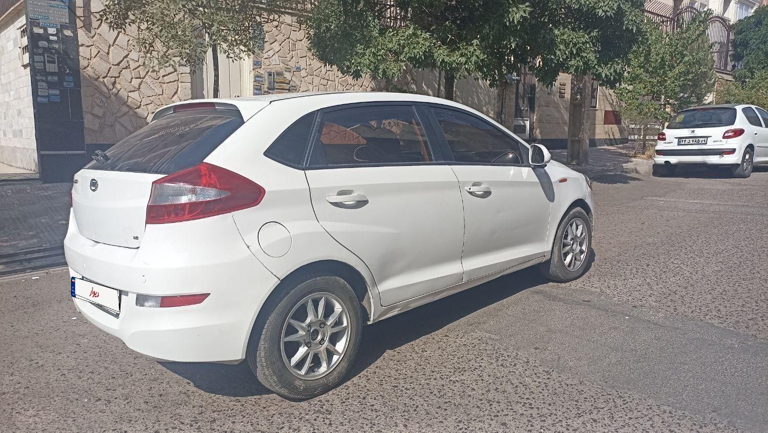 ام وی ام 315 هاچ بک ساده دنده ای - 1391