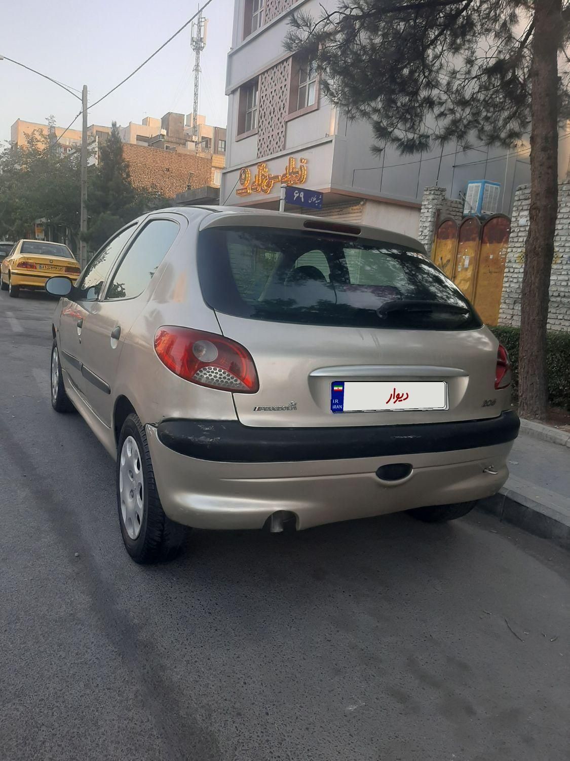 پژو 206 تیپ 3 - 1383