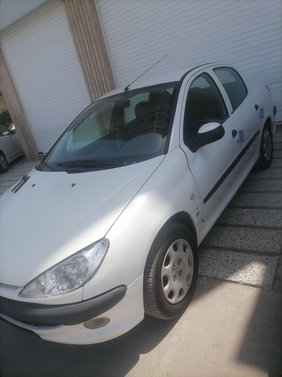 پژو ۲۰۶ صندوق دار v8 - 1394