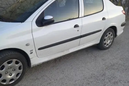 پژو ۲۰۶ صندوق دار v8 - 1399