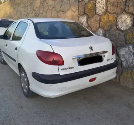 پژو ۲۰۶ صندوق دار v8 - 1399