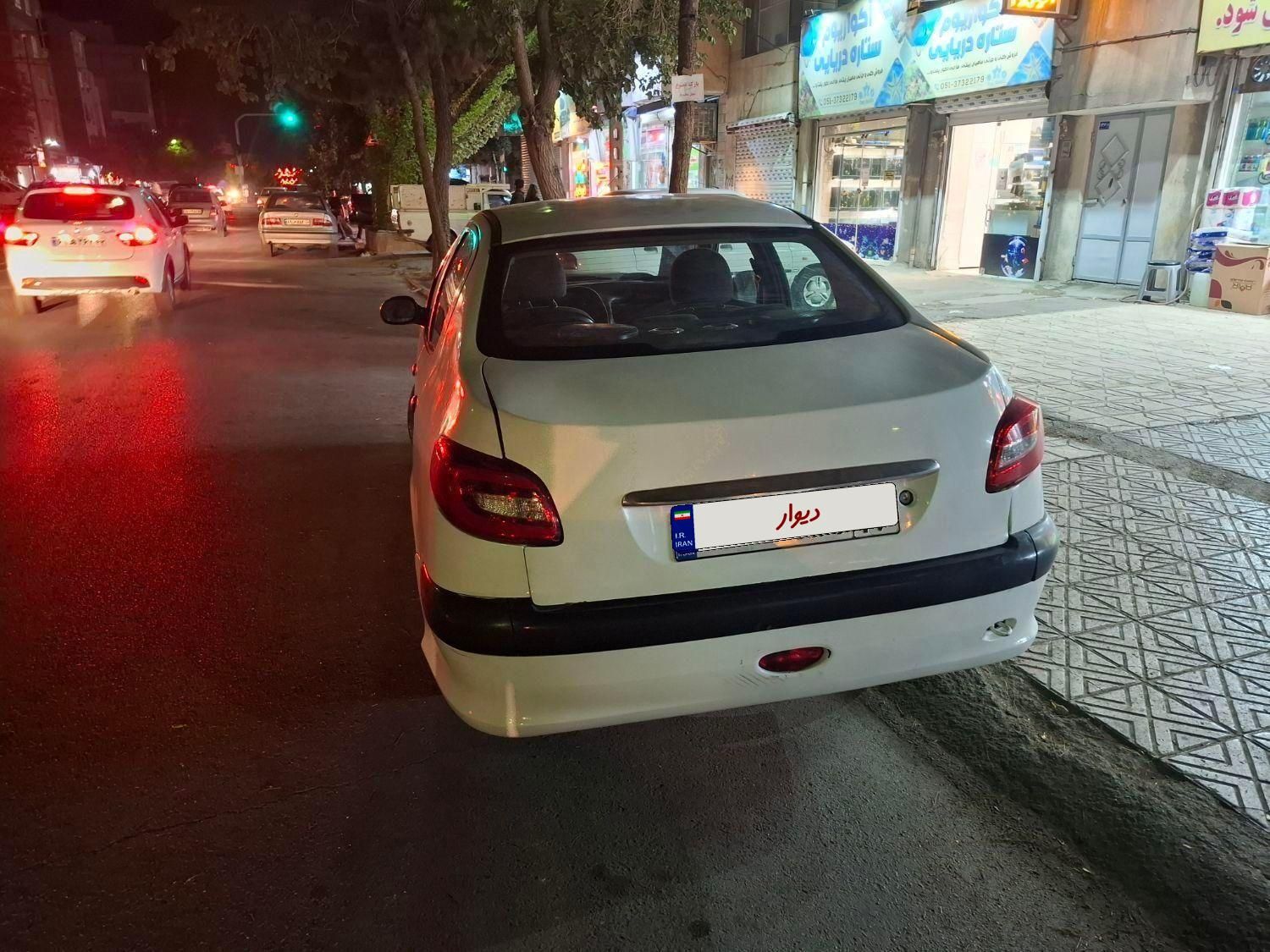 پژو ۲۰۶ صندوق دار v8 - 1390