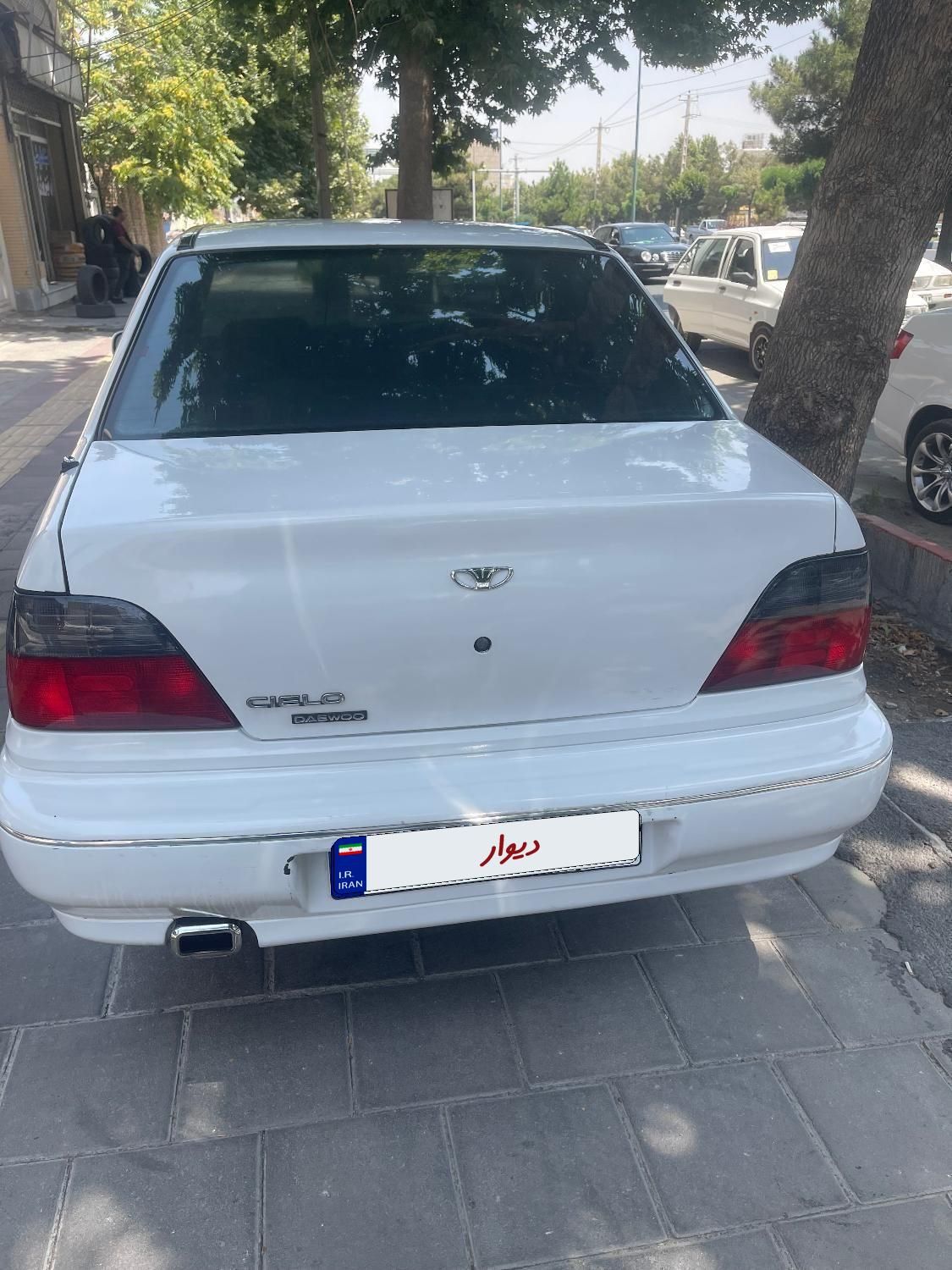 دوو سیلو سدان - 1380