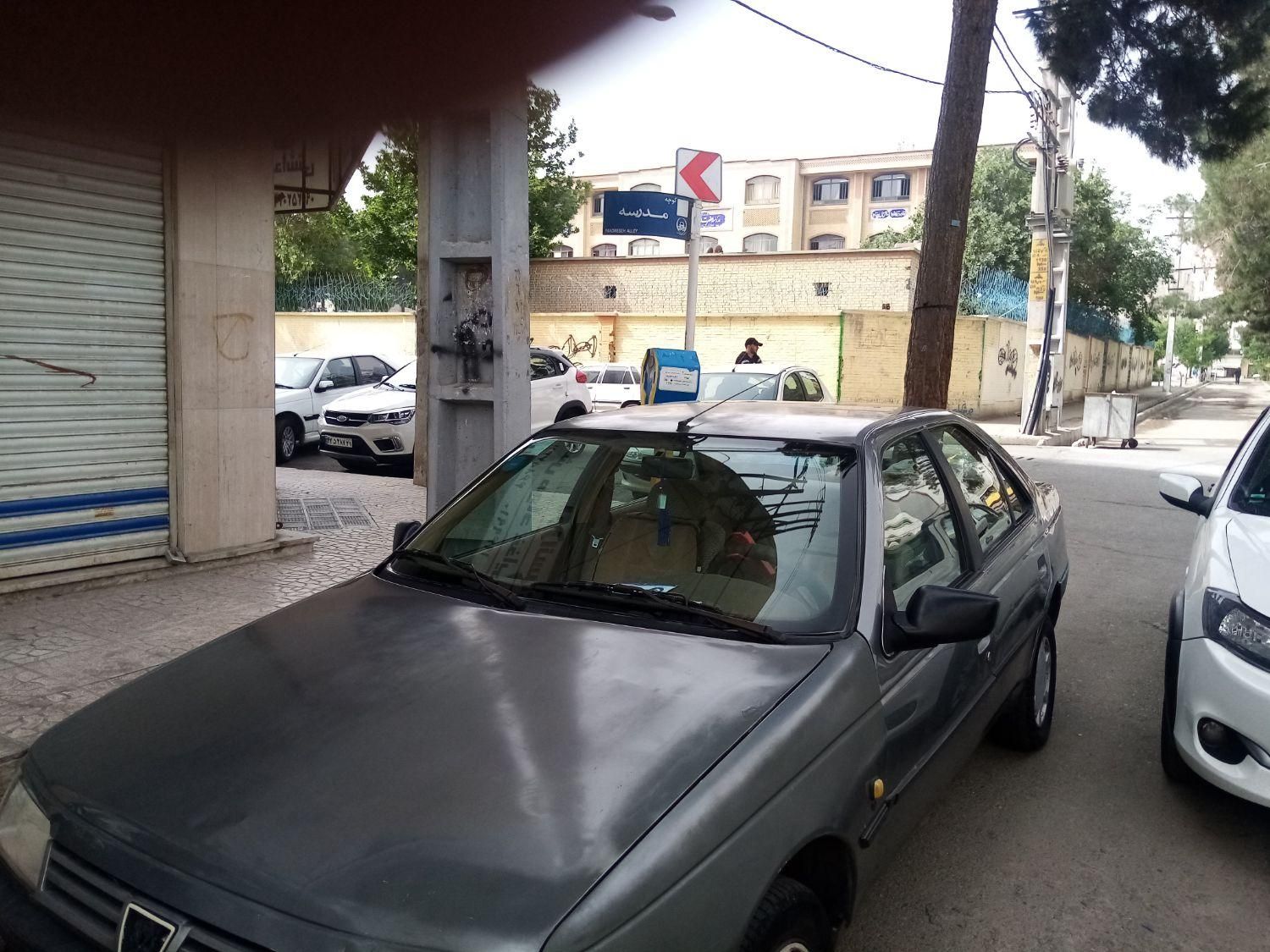 خودرو پژو، 405 آگهی ann_19593531