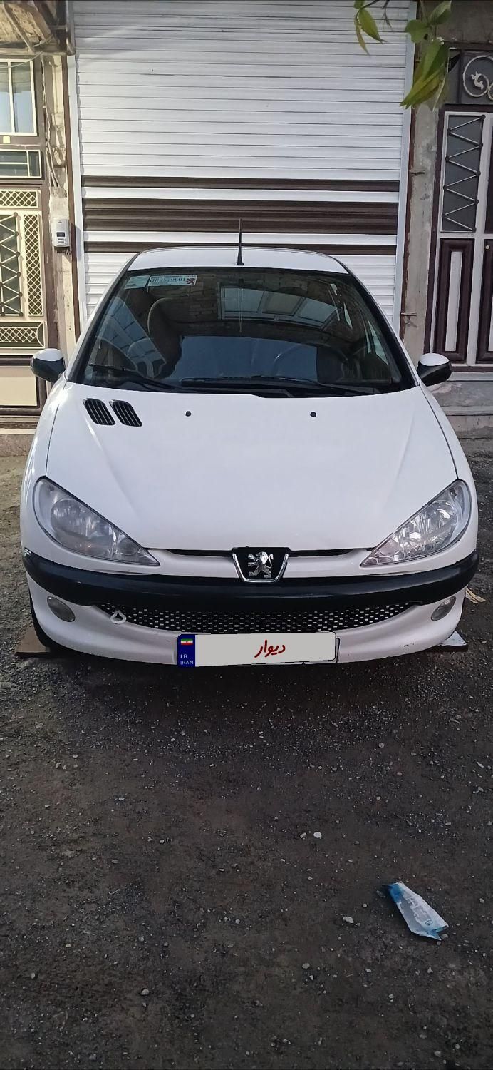 پژو ۲۰۶ صندوق دار v8 - 1395