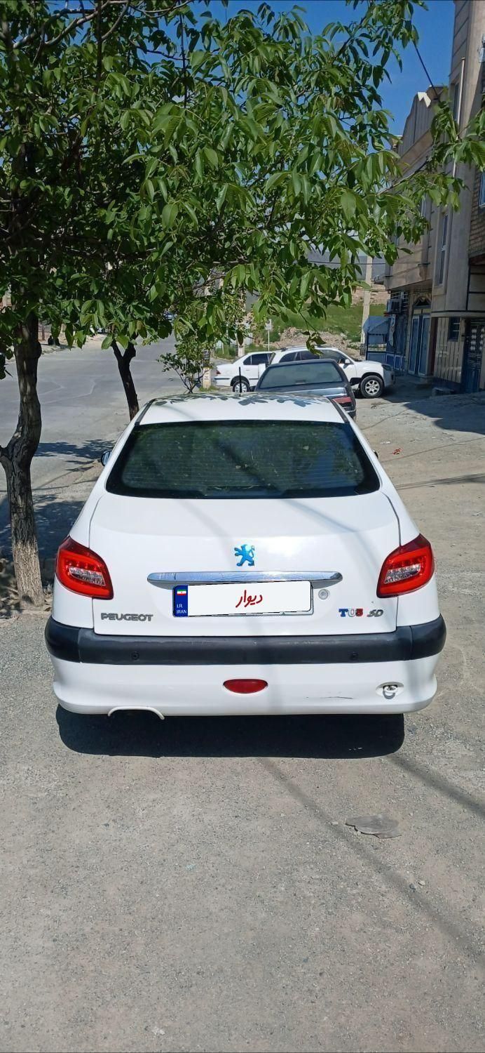 خودرو پژو، ۲۰۶ صندوق دار آگهی ann_19593550