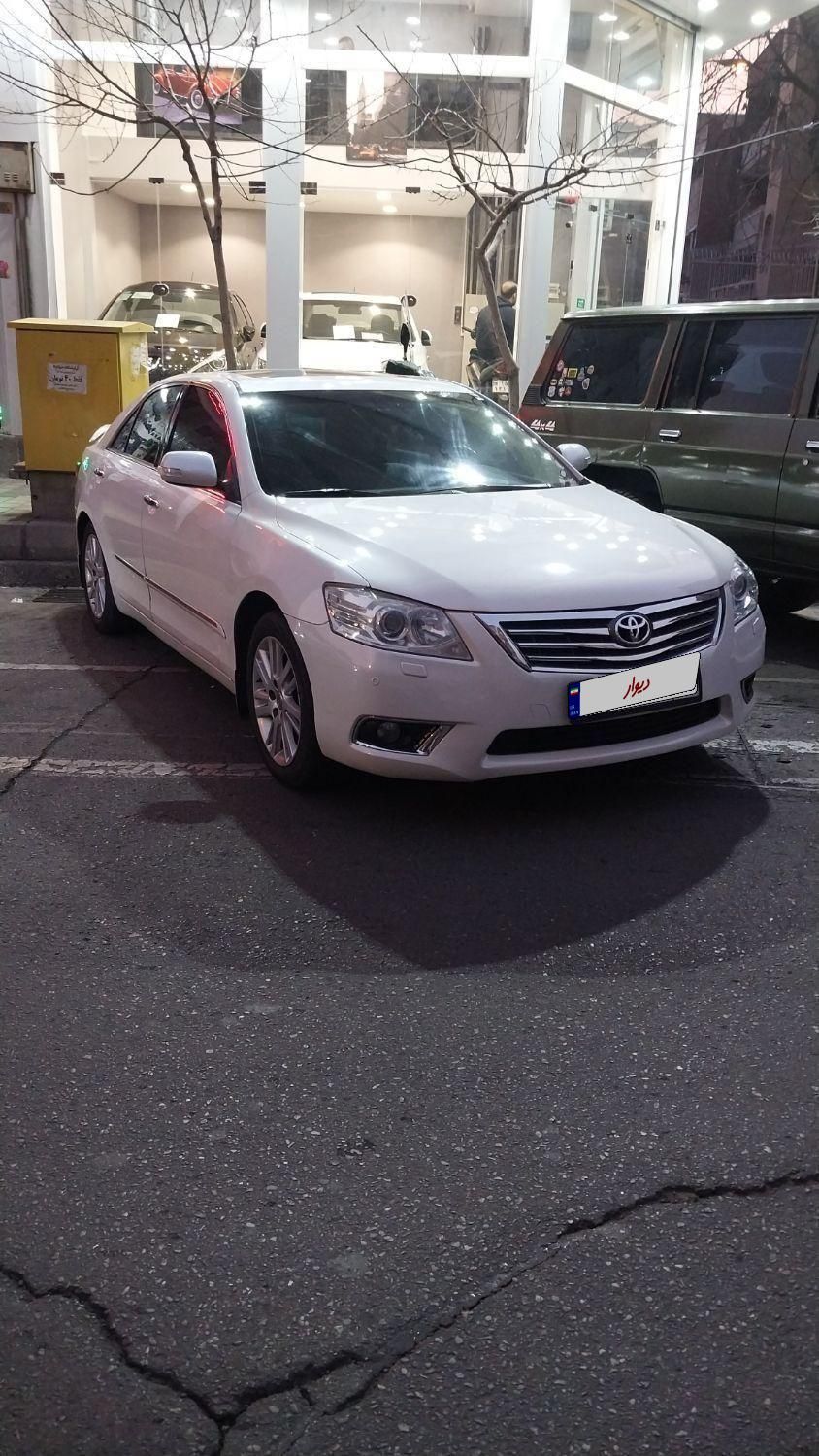 تویوتا آریون XV40 - 2010