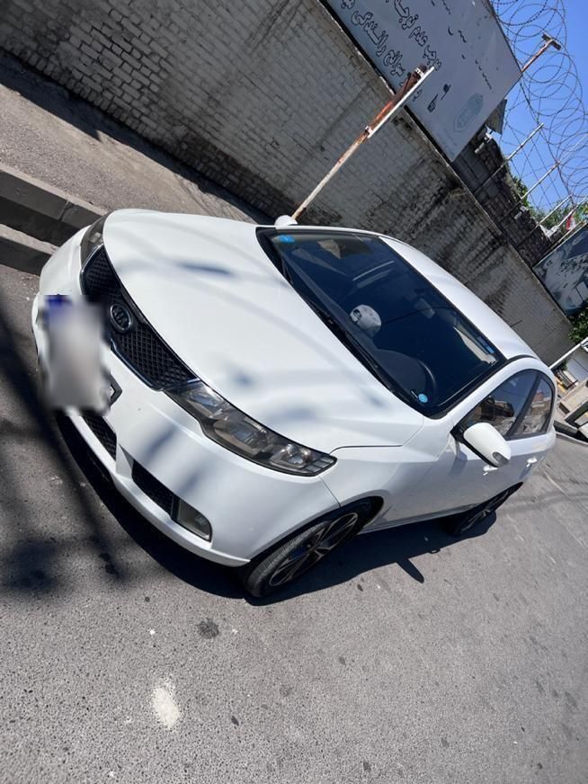 کیا سراتو 2.0 لیتر اتوماتیک GT لاین - 2010