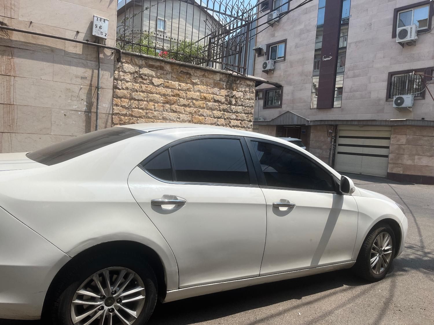 جک J5 اتوماتیک - 1393