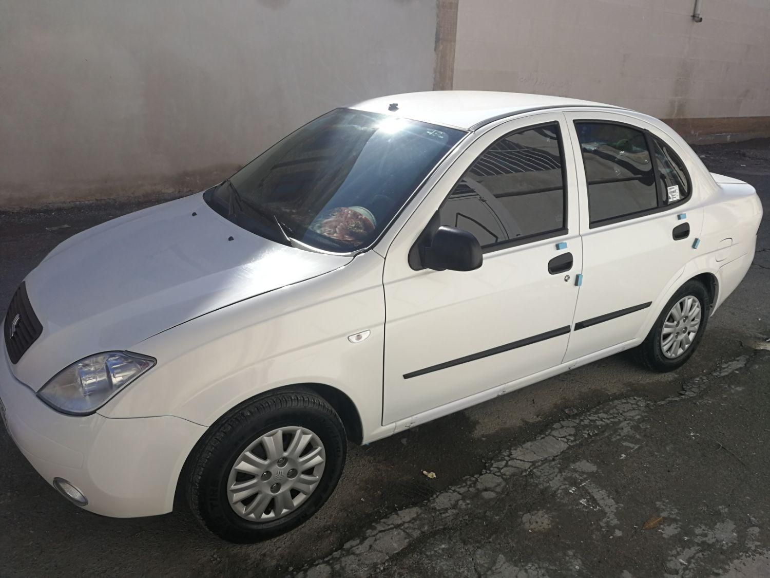 تیبا صندوق دار SX - 1400