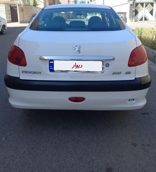 پژو ۲۰۶ صندوق دار v8 - 1400