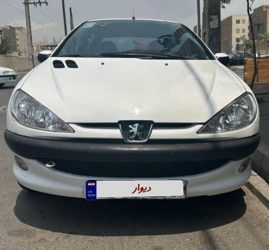 پژو ۲۰۶ صندوق دار v8 - 1400