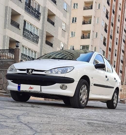 پژو ۲۰۶ صندوق دار v8 - 1399