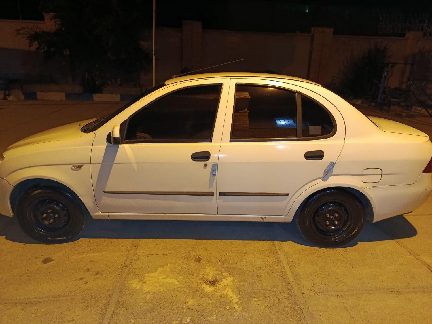 تیبا صندوق دار SX - 1400