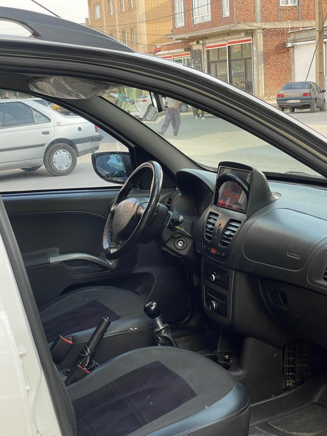 کوییک R دنده‌ای - 1399