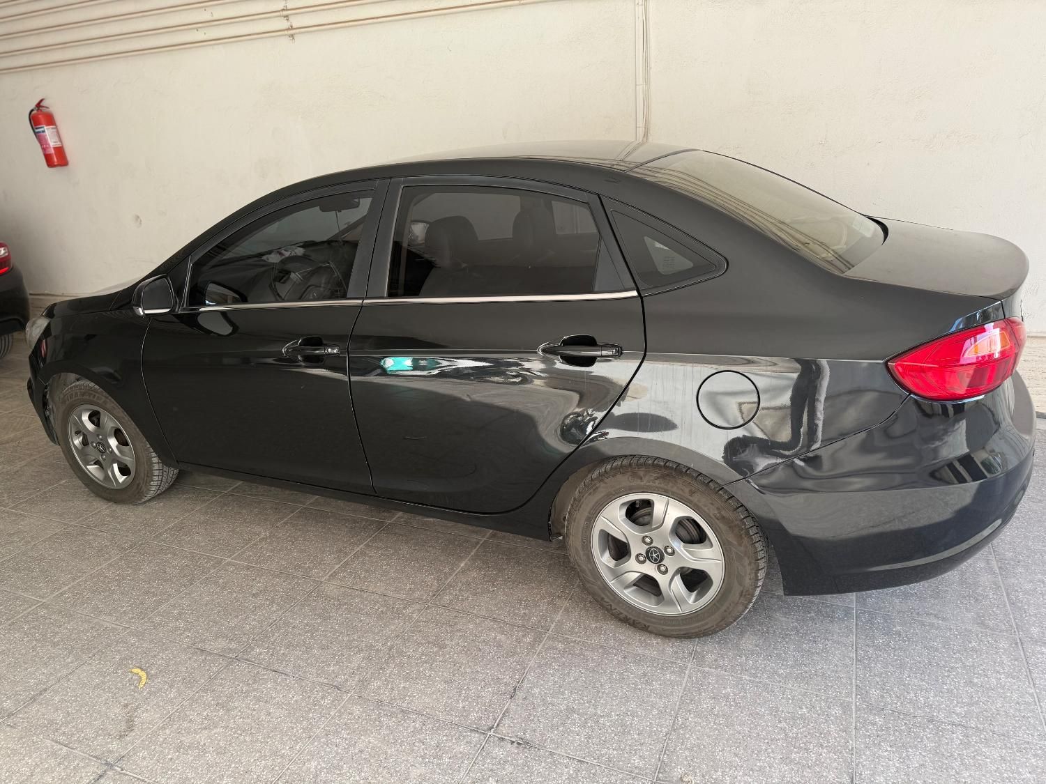 جک J4 اتوماتیک ساده - 1401