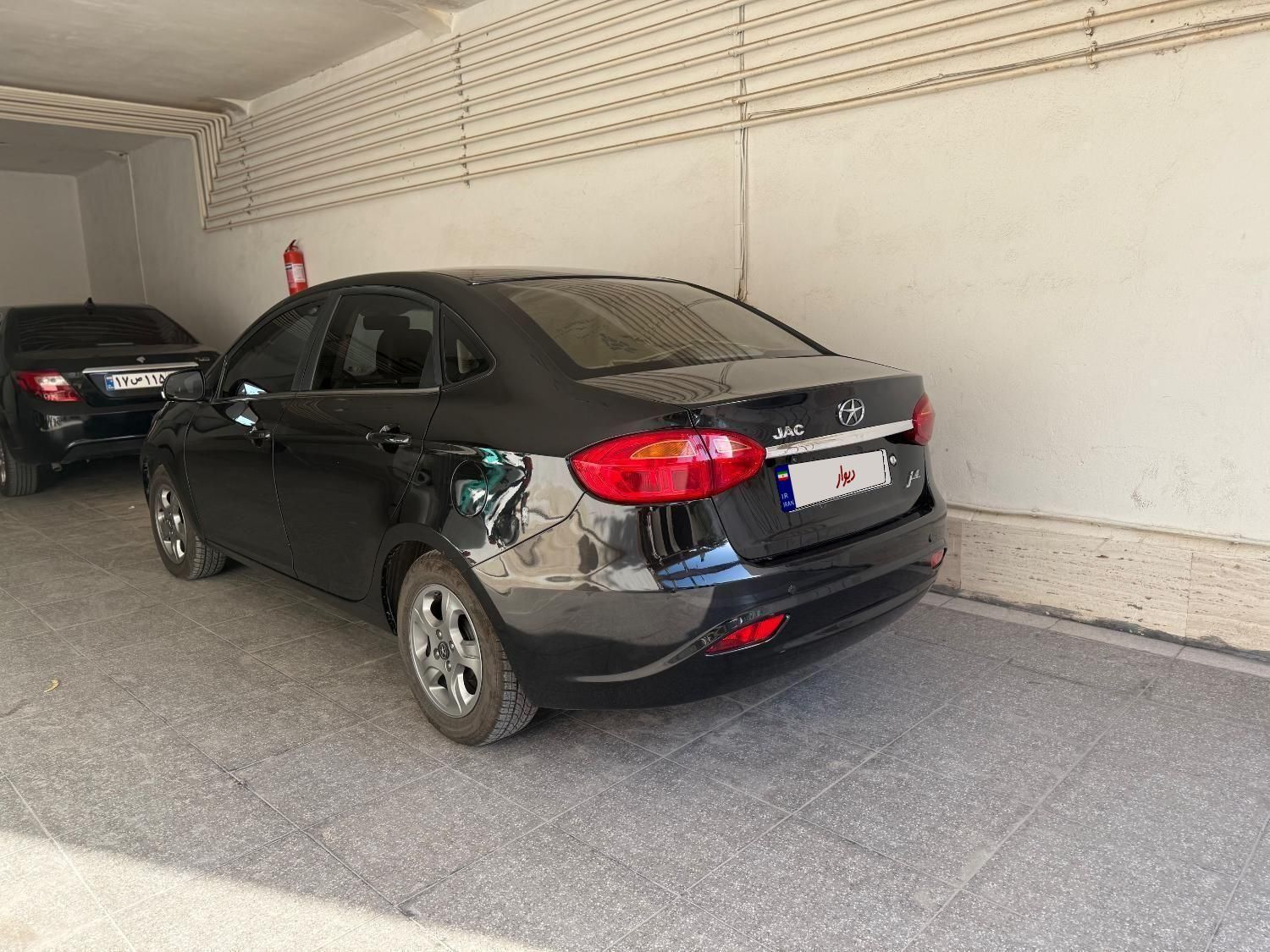 جک J4 اتوماتیک ساده - 1401