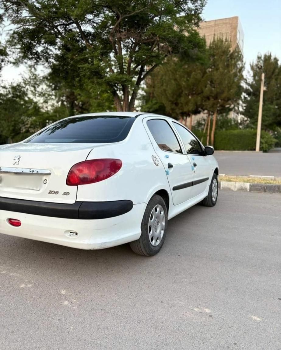 پژو ۲۰۶ صندوق دار v8 - 1391