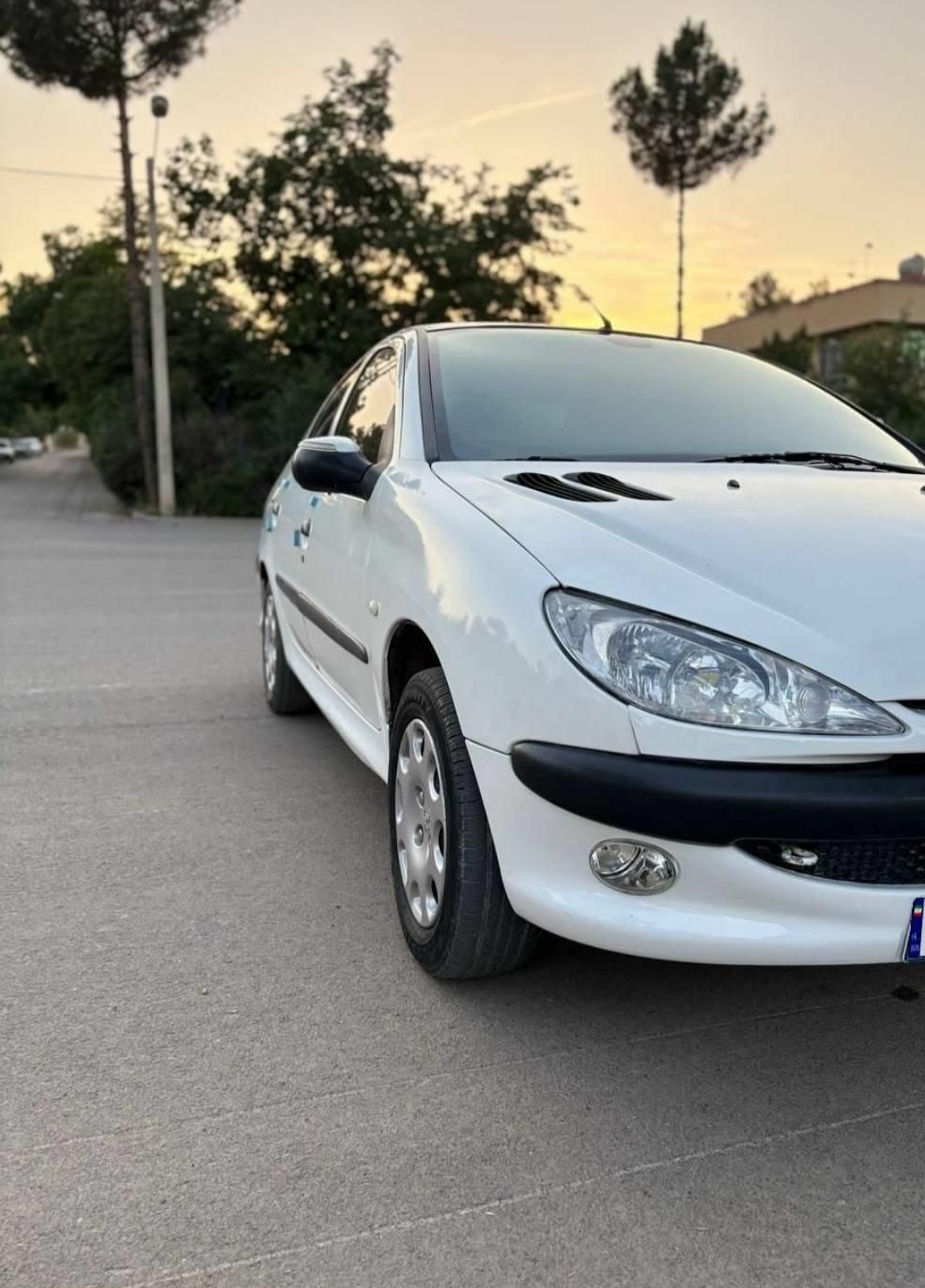 پژو ۲۰۶ صندوق دار v8 - 1391