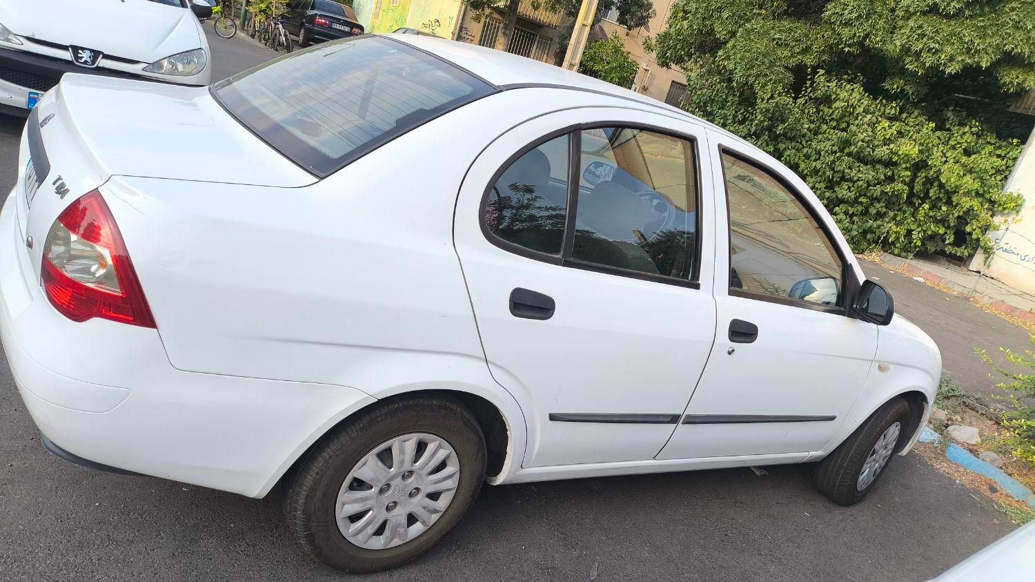تیبا صندوق دار SX - 1396