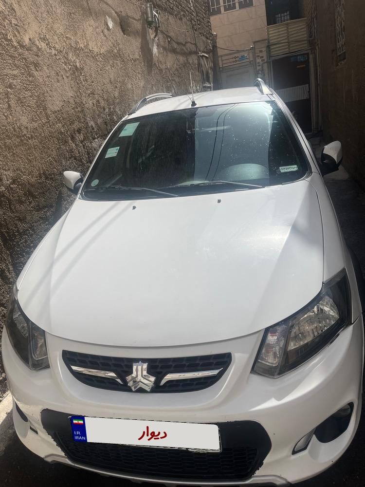 خودرو کوییک، معمولی آگهی ann_19594375