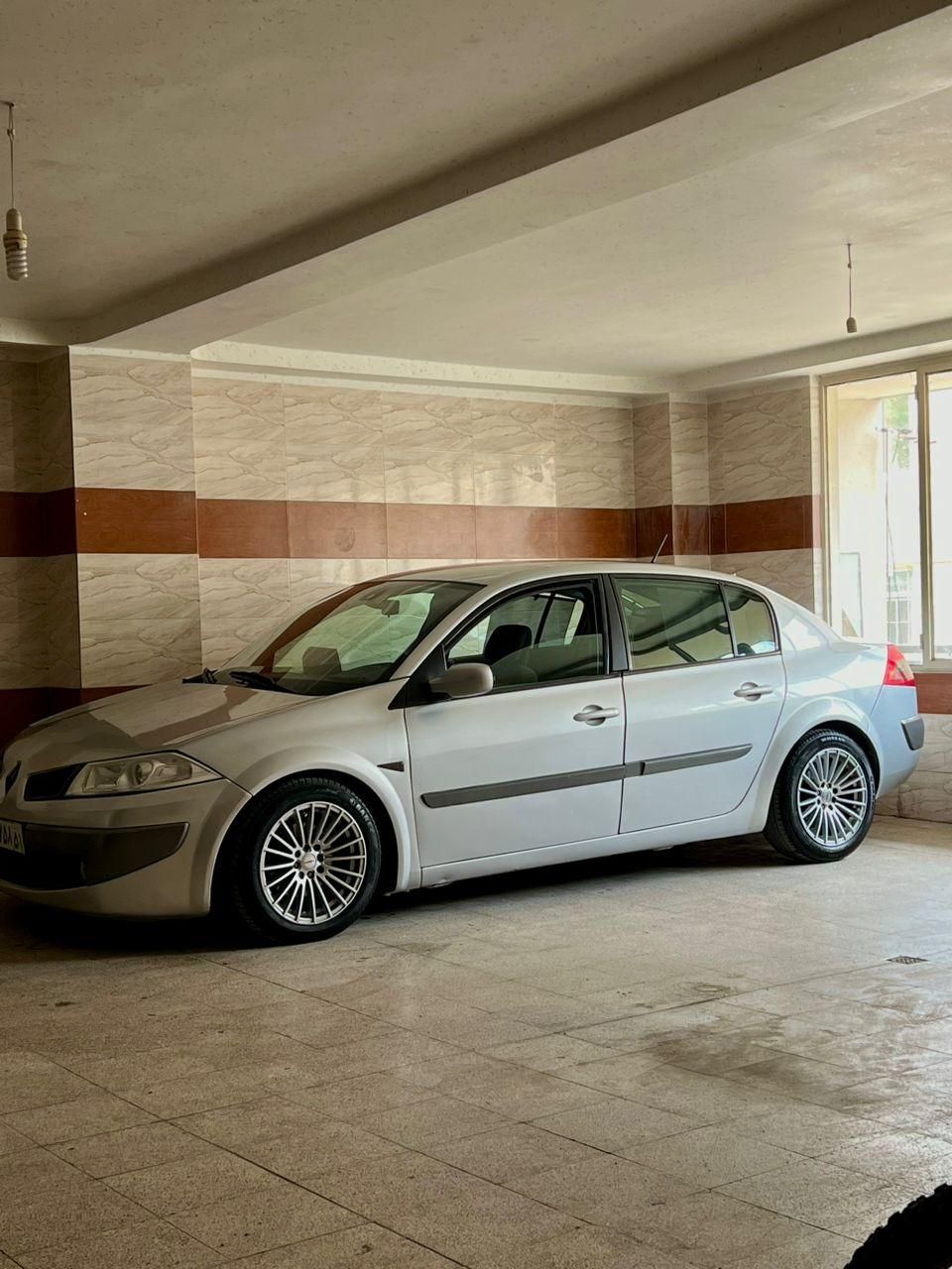 رنو مگان وارداتی اتوماتیک 2000 - 2006