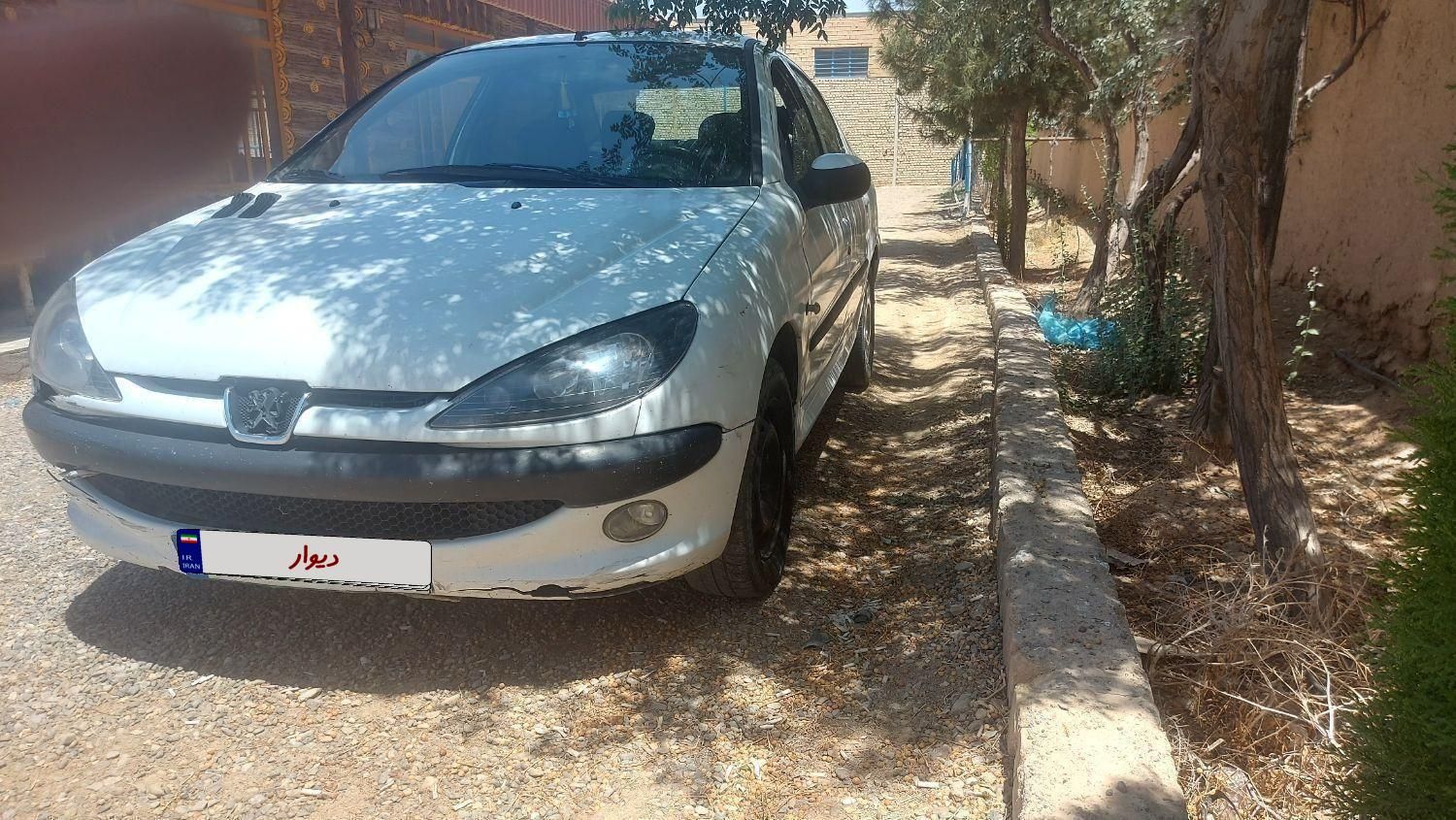 پژو ۲۰۶ صندوق دار v8 - 1390