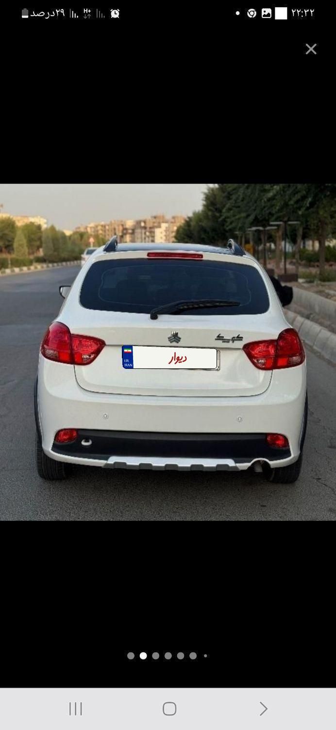 کوییک R دنده‌ای - 1403