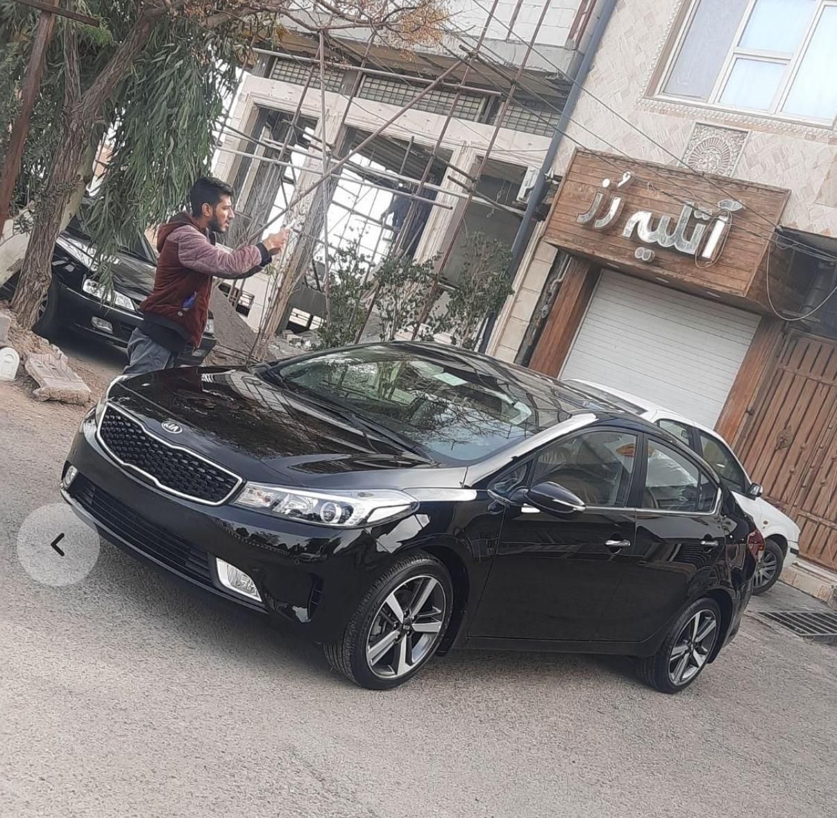 کیا سراتو 2.0 لیتر اتوماتیک GT لاین - 2017