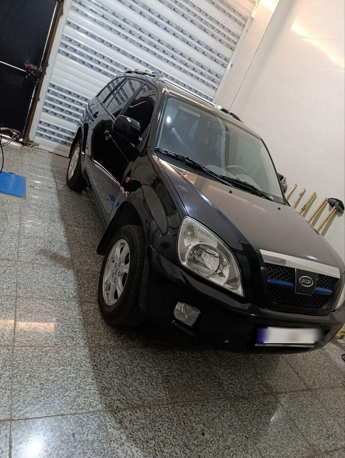 ام وی ام X33 دنده‌ای ساده - 1393