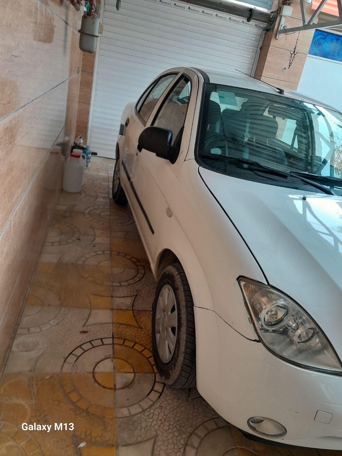 تیبا صندوق دار SX - 1401