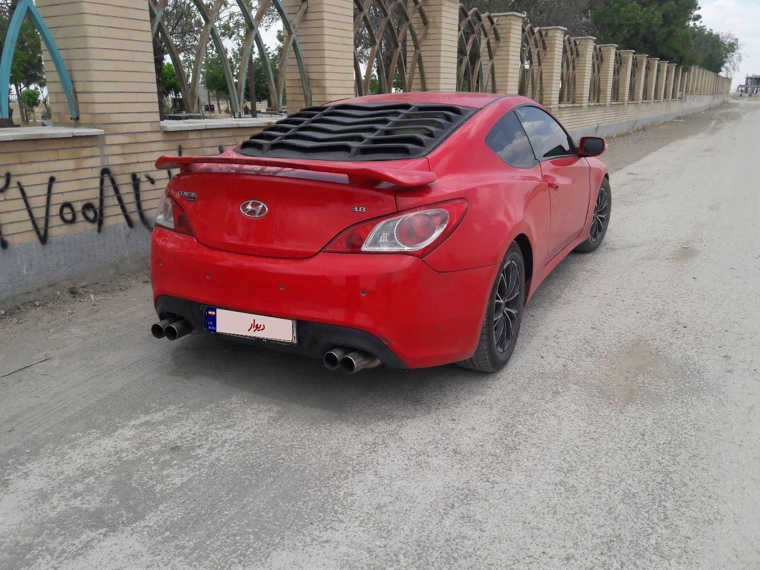 هیوندای جنسیس کوپه فول - 2010