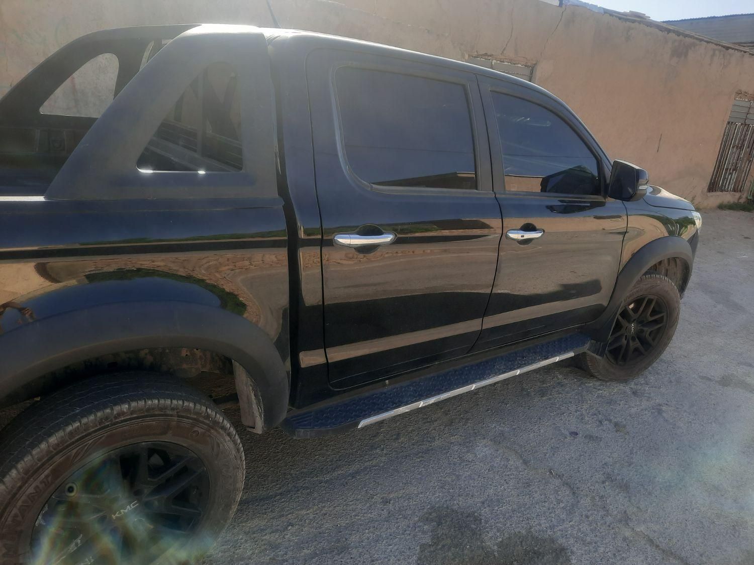 خودرو کی ام سی، T8 آگهی ann_19595326