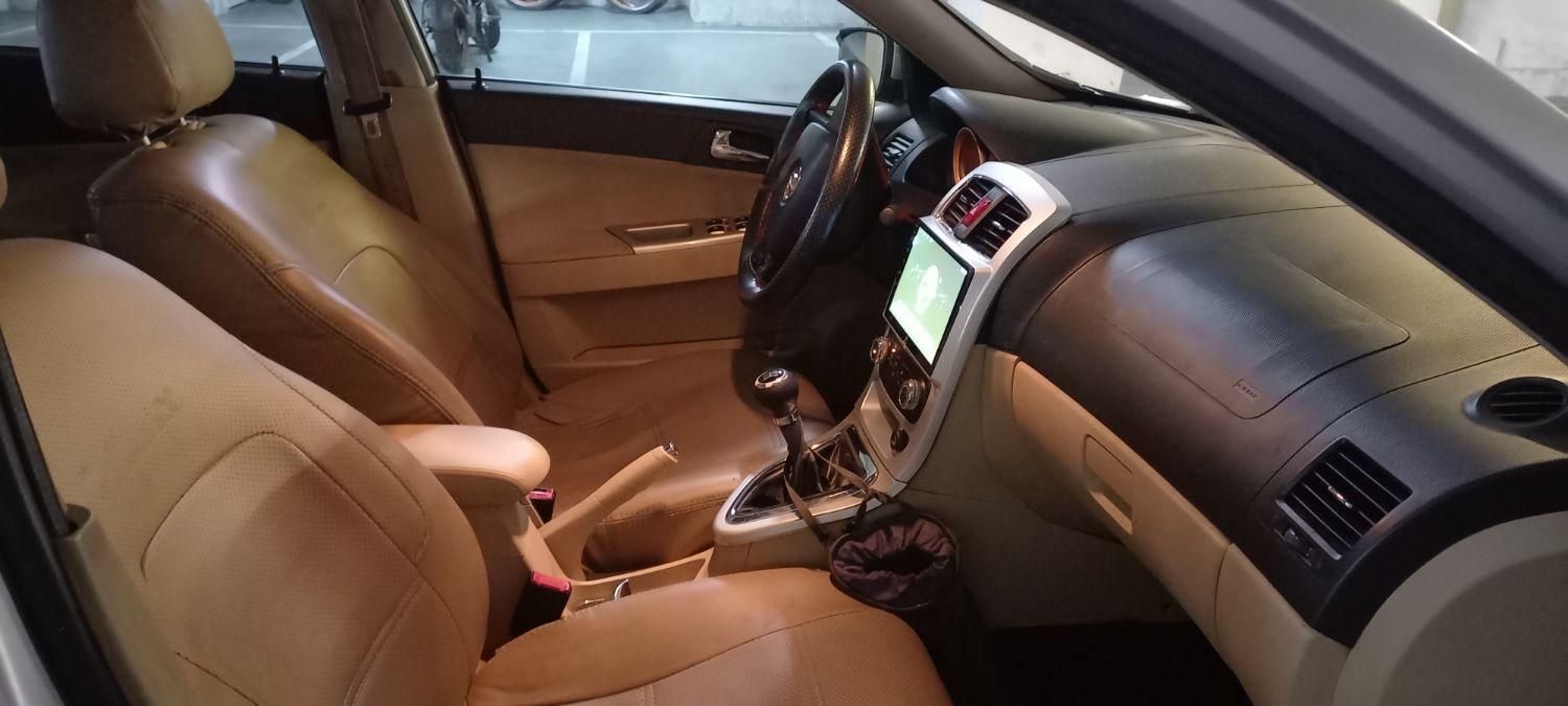 برلیانس H320 دنده‌ای 1500 - 1395