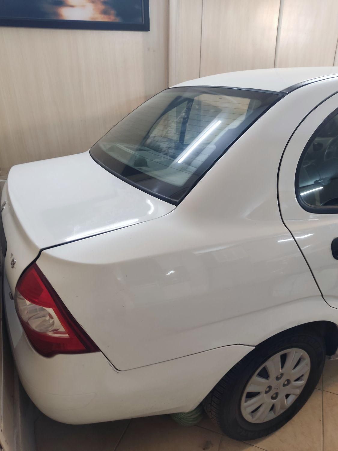 تیبا صندوق دار SX - 1398