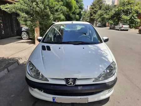 پژو ۲۰۶ صندوق دار v8 - 1394