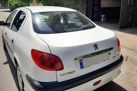 پژو ۲۰۶ صندوق دار v8 - 1394
