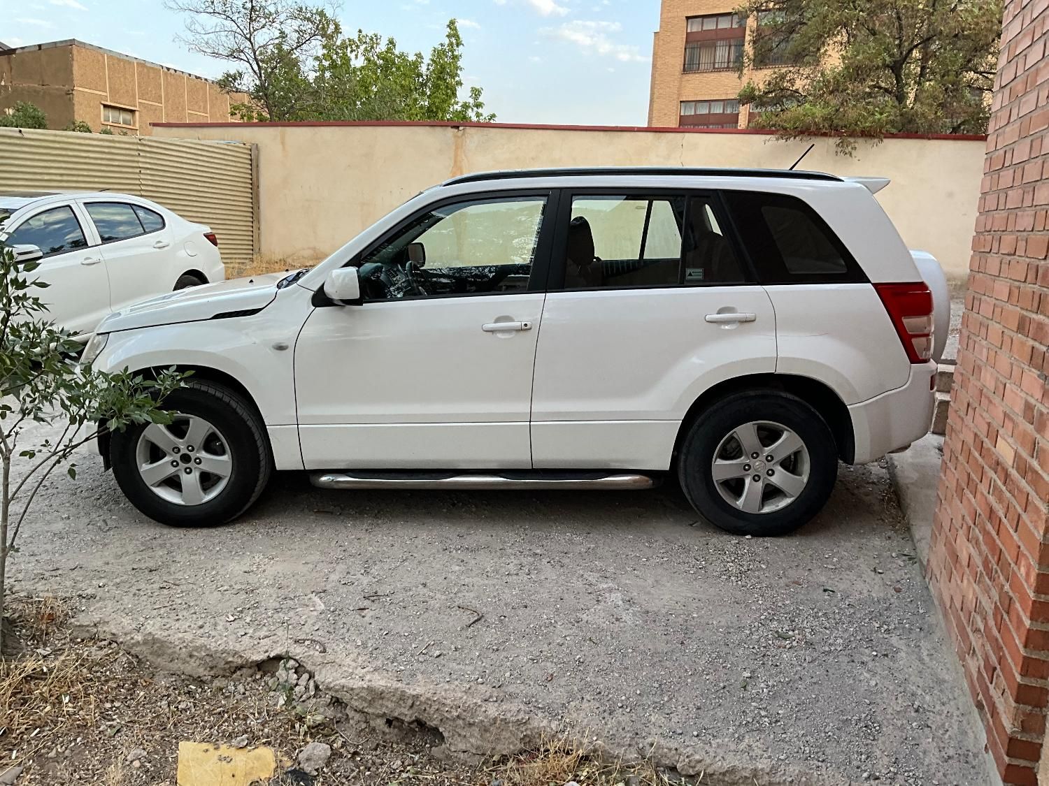 سوزوکی ویتارا ایران خودرو 2400 اتوماتیک - 1389